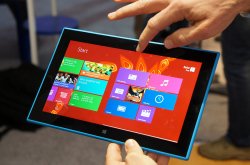   Nokia  Windows 8.1  Lumia 2520