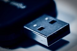   USB   