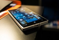 Microsoft     Windows 10 Mobile